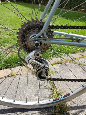 Mercier 1977 (4).jpg Mercier 1977 (4).jpg